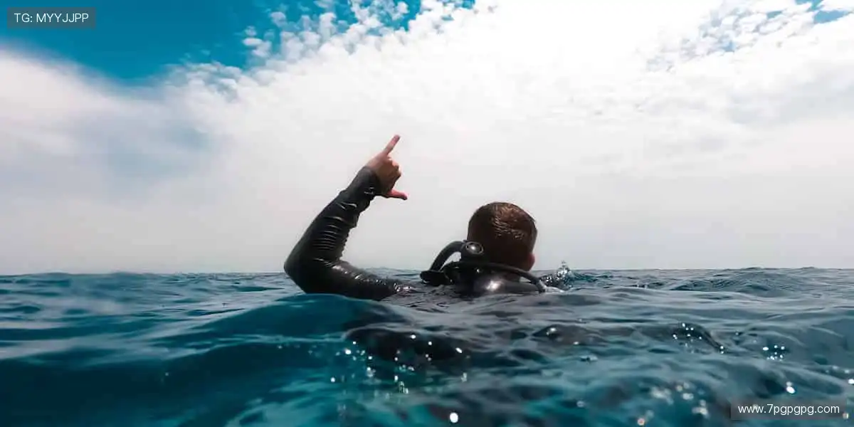 用细节诠释热爱！✨ 运动装备 + 潮流单品，你的风格由你定义！